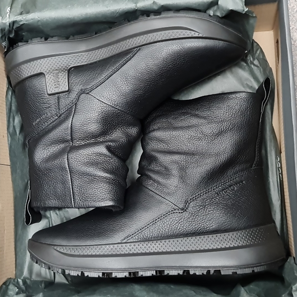 Ecco Women's Solice Insulated Snow Boot - Picture 13 of 15